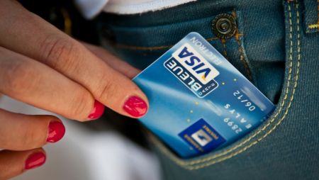 Pourquoi choisir une carte de débit ou crédit ?